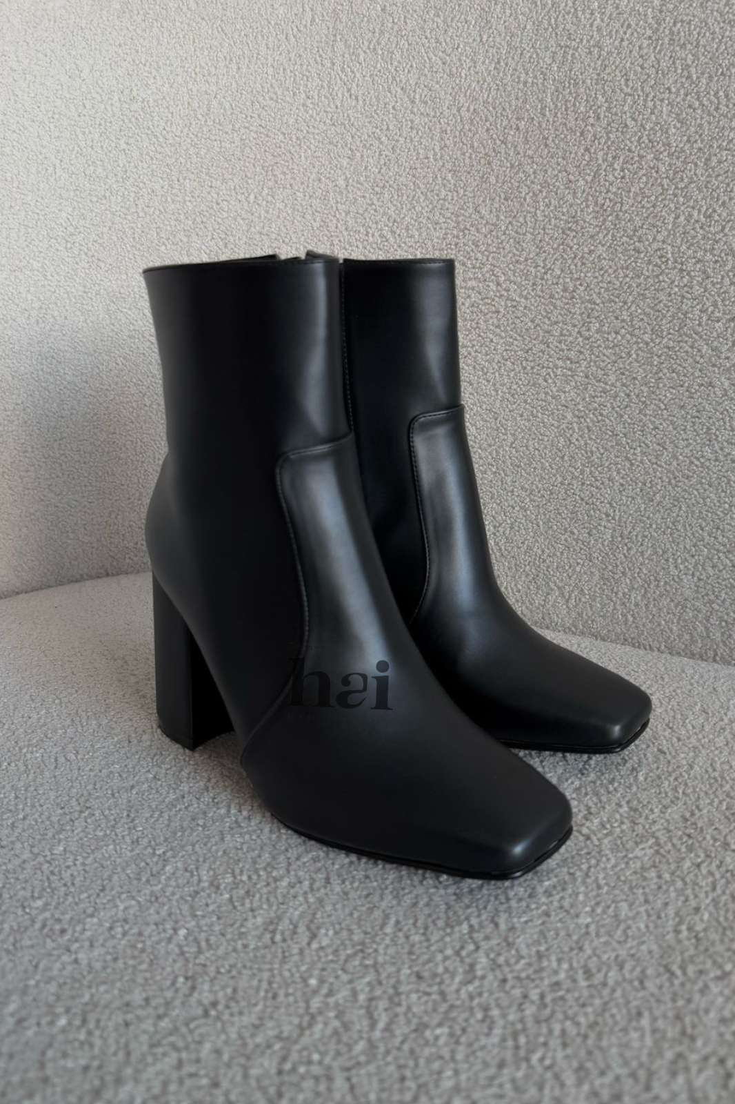 Botas Casuales Cortas Hanny - Negro